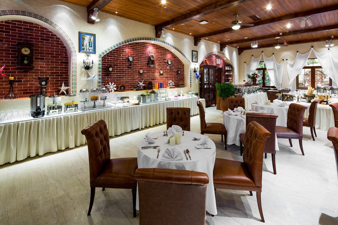 Best Western Premier International Resort Hotel Szanja Kültér fotó